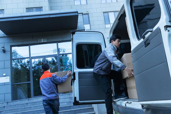 出租乌鲁木齐3000㎡上下转口贸易仓库 出租乌鲁木齐3000㎡上下转口贸易仓库