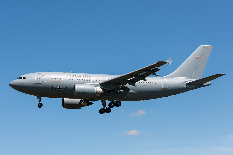 从深圳将书本寄到日本青森市(Aomori)