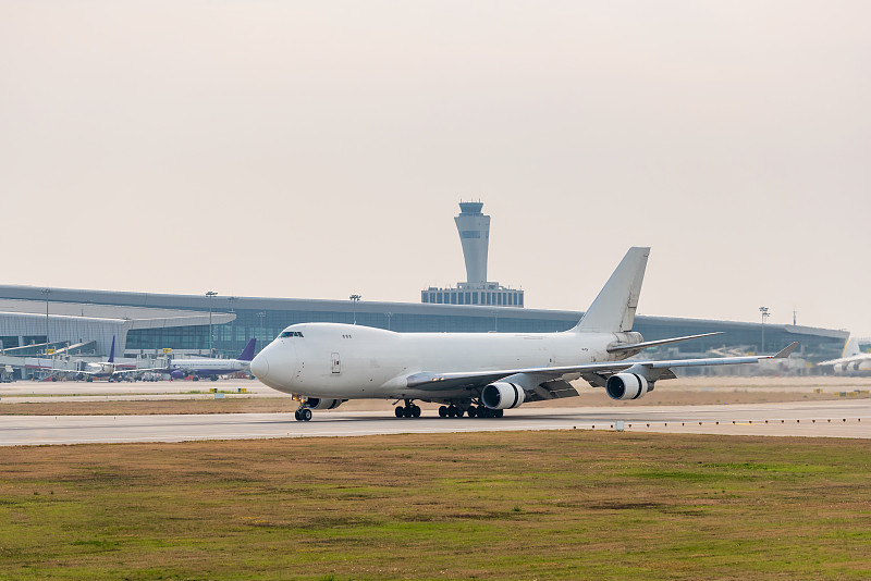 通过中国南京把奶粉寄到日本名古屋市(Nagoya)