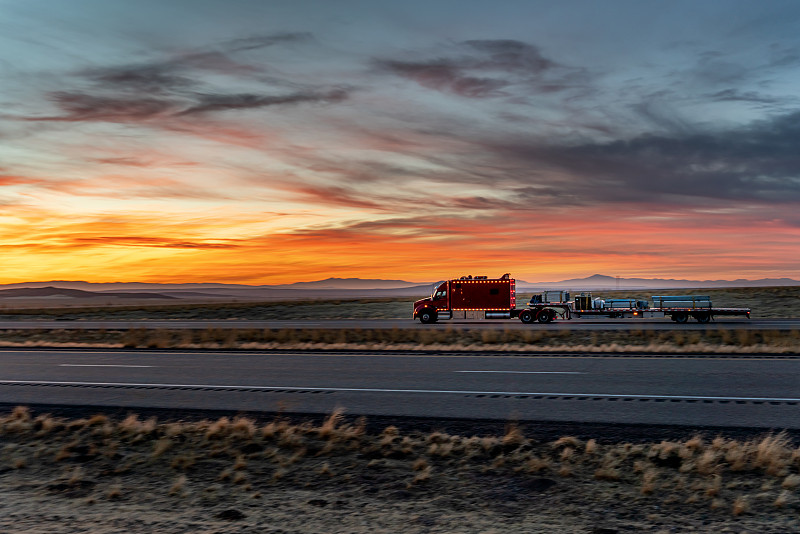 从中国香港把空调邮寄到日本水户市(Mito)