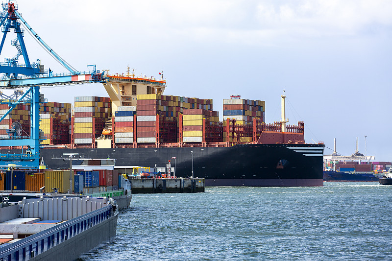 通过苏州把支票邮寄到日本横须贺市(Yokosuka)