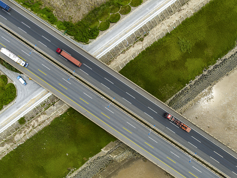 通过中国广州把银行卡邮寄到日本广岛市(Hiroshima)