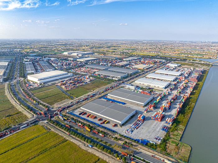 租赁青岛700㎡上下枢纽仓