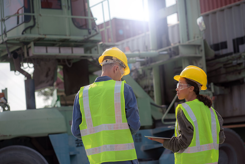 经过中国上海药膏邮寄到日本冈山市(Okayama)