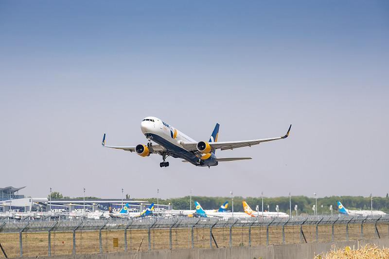 从上海将物资寄到日本高知市(Kochi) 从上海将物资寄到日本高知市(Kochi)