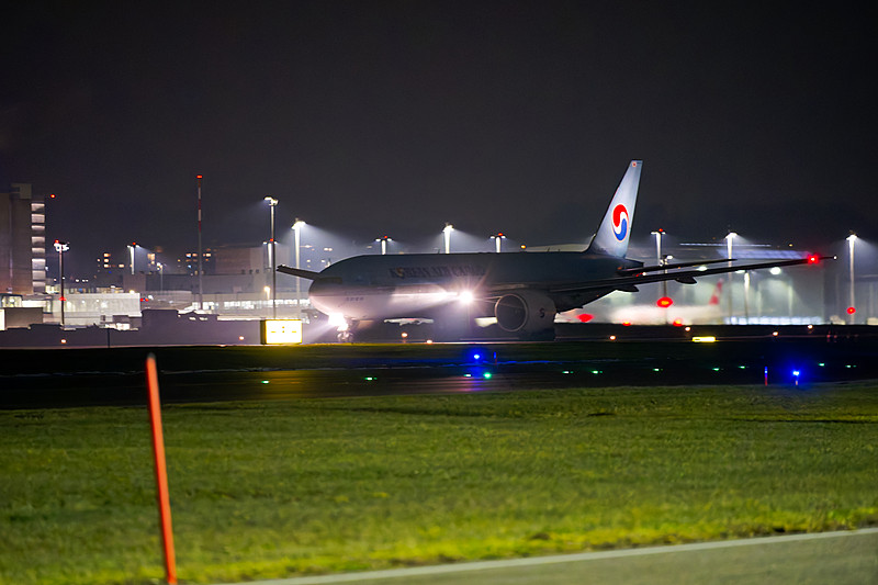 中国深圳通过航空运货到越南坚江物流速递 中国深圳通过航空运货到越南坚江物流速递