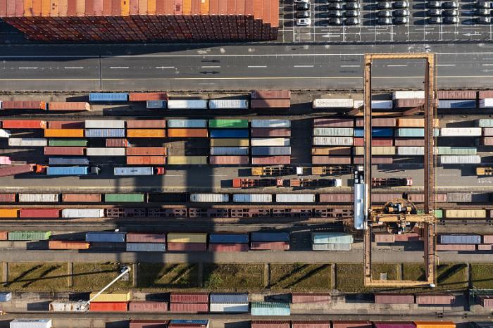 中国到日本空运一公斤货物，费用究竟几何?