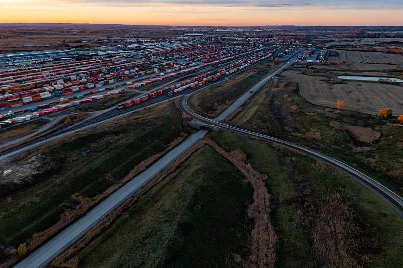 通过沈阳将槟榔邮寄到马来西亚丹南(Tenom) 通过沈阳将槟榔邮寄到马来西亚丹南(Tenom)