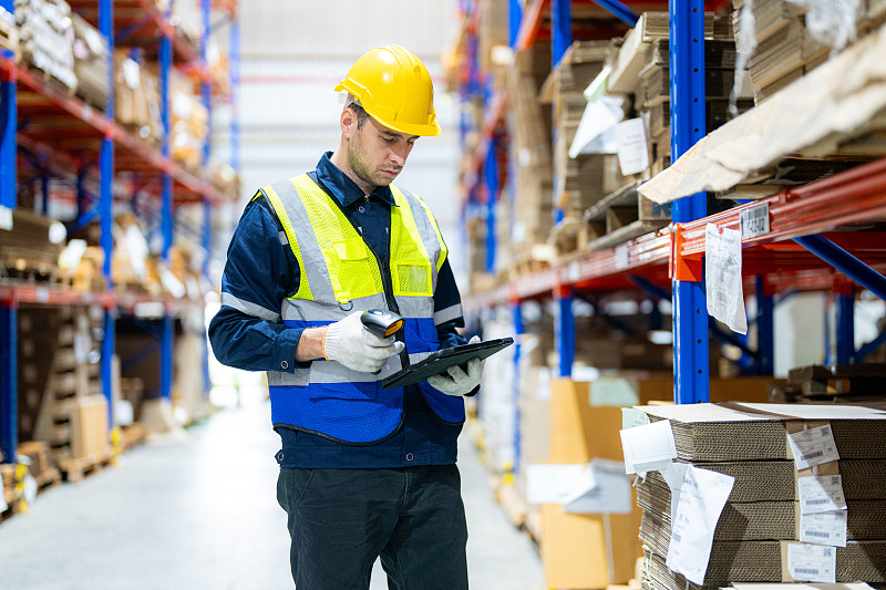 经由香港零食邮寄到马来西亚新山(Johor Bahru)