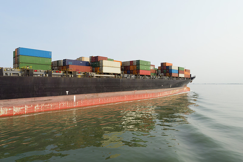 中国南京通过航空运输马来民都鲁(Bintulu)配送