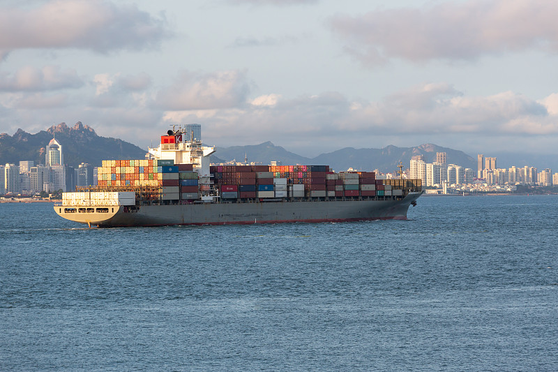 经由中国厦门把信用卡寄到马来西亚莎阿南(Shah Alam)