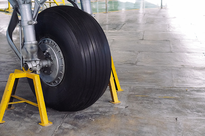 经过深圳把酒邮寄到马来西亚巴生港(Port Klang)