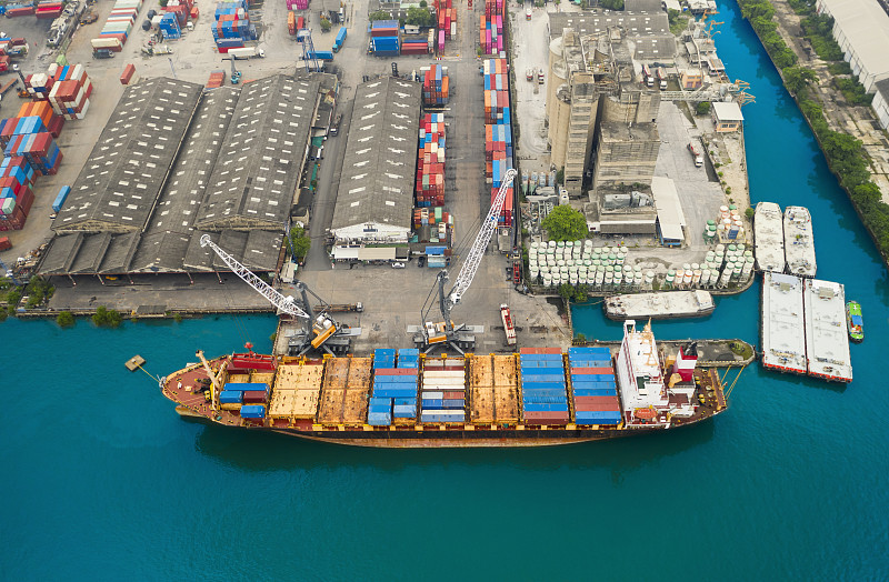 通过中国上海将香菇寄到马来巴生港(Port Klang)