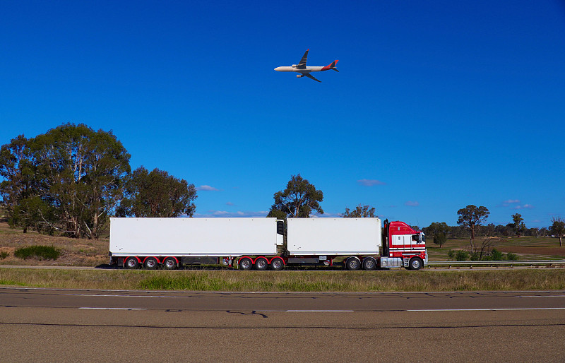 从重庆将礼品邮寄到马来西亚峇株巴辖(Batu Pahat)