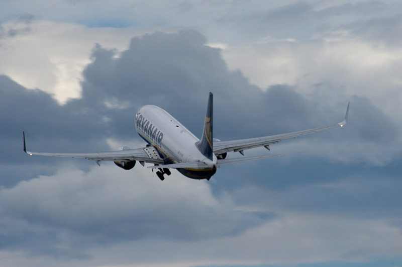 广州空运快件至配送马来太平(Taiping)速运