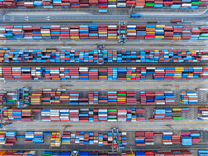 经由中国广州把电脑屏幕寄到马来根地咬(Keningau)