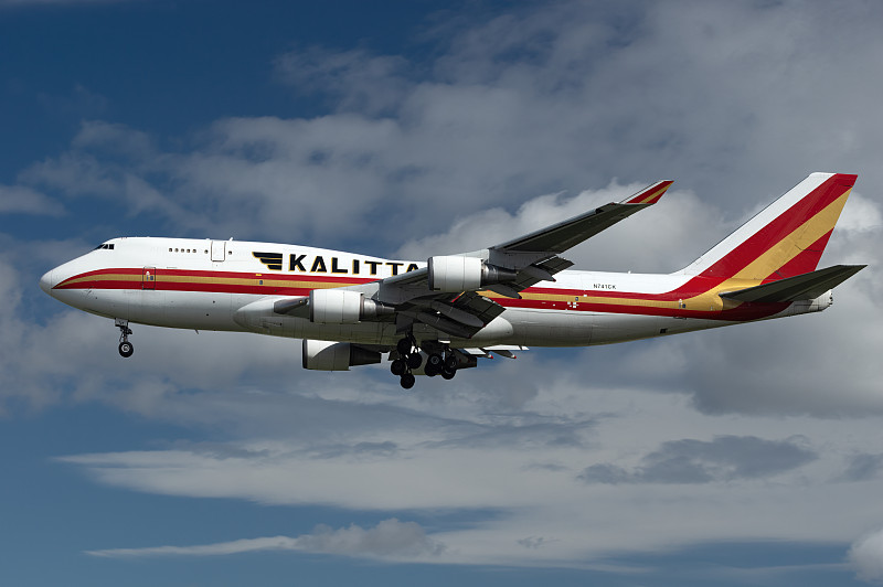 经过大连化工产品邮寄到马来西亚民都鲁(Bintulu)