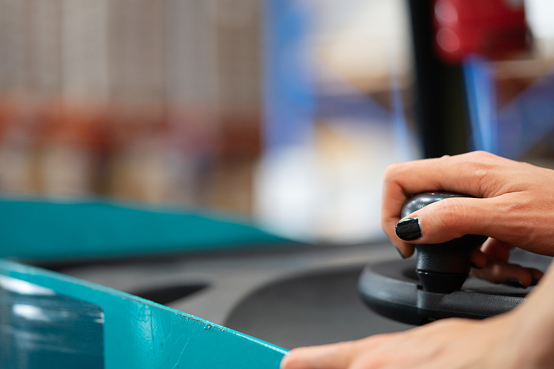 中国深圳海运货物到送至到马来古晋(Kuching)速送 中国深圳海运货物到送至到马来古晋(Kuching)速送