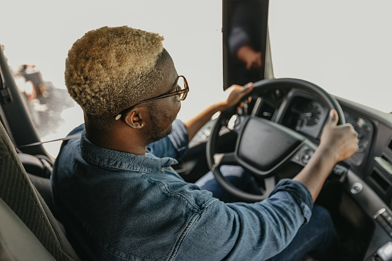 中国上海通过轮船运抵马来西亚巴生港(Port Klang)快运