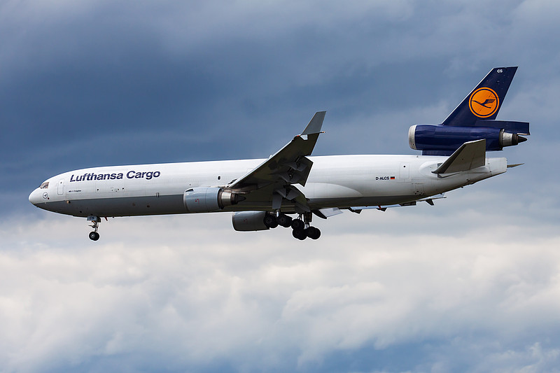 深圳海运航班至快递到马来丹绒马林(Tanjung Malim)快运