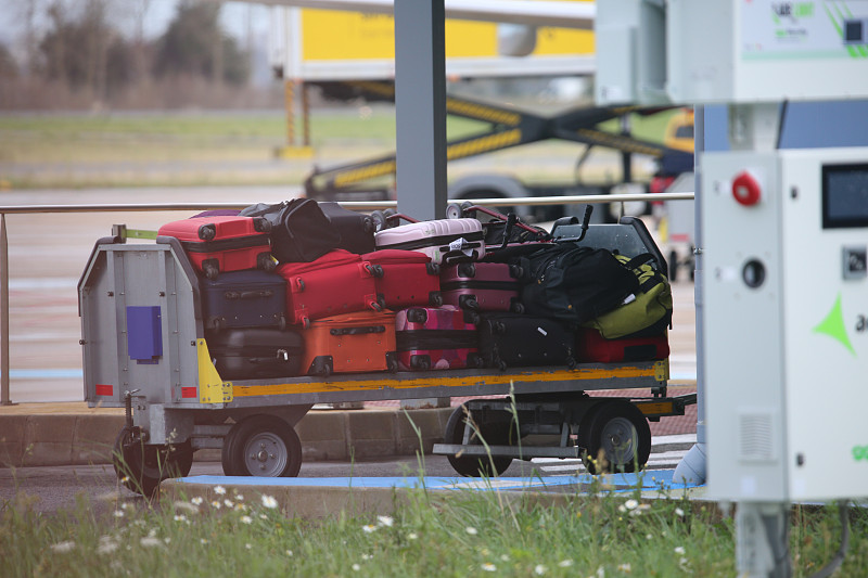 通过中国昆明月饼邮寄到马来根地咬(Keningau) 通过中国昆明月饼邮寄到马来根地咬(Keningau)