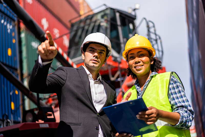 中国乌鲁木齐通过飞机发货到马来芙蓉(Seremban)配送