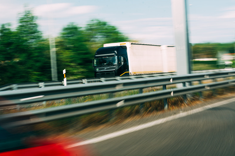 中国深圳抵马来金宝(Kampar)双清包税快速专线