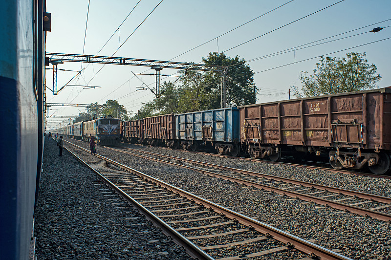 中国大连马来吧巴(Pap ar)送货到门快速专线