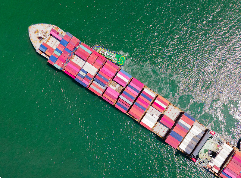 商品平板电脑保护套从中国福州选择轮船送货抵到美国夏洛特