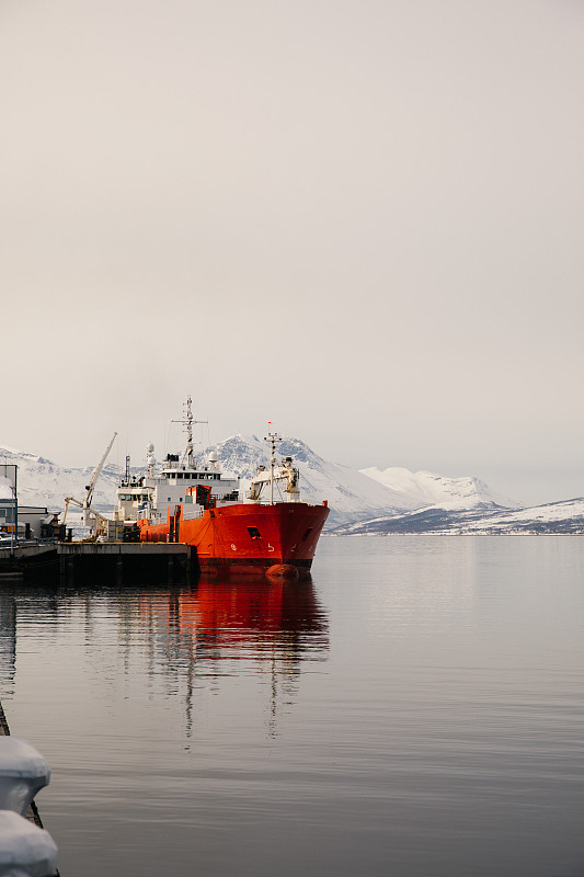 货品订书机从中国东莞选用海运货运到达美国伯明翰