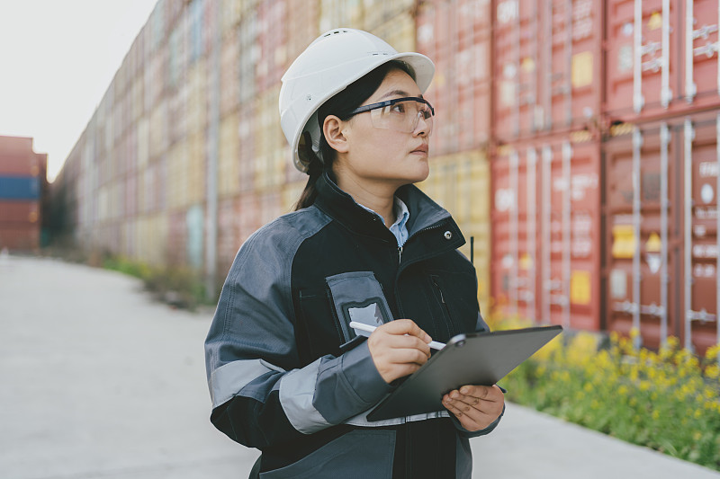 商品机械用钢材（合金结构钢、碳素结构钢）经昆明采取海运运送抵到美国普拉特河