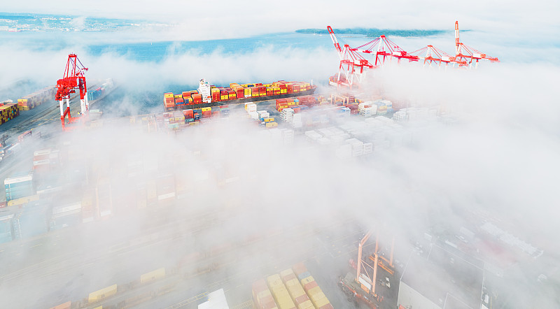 商品餐桌布艺（桌布、餐巾、桌旗）从中国上海使用轮船快递抵达美国奥克兰