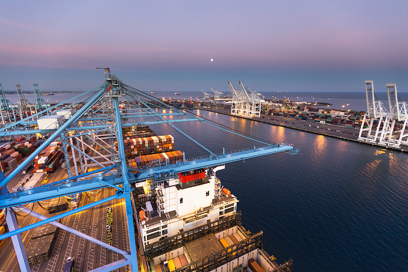 货品镁质板经上海采取海运货代到美国波士顿