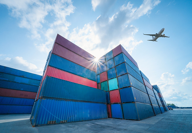 商品插花经乌鲁木齐采纳海运配送至美国杰克逊维尔