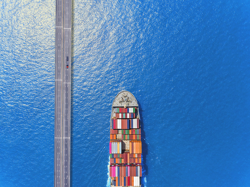 物品铝镁锰板经上海采纳海运运送抵到美国杰克逊维尔