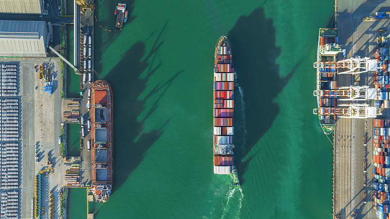 物品主板经佛山选用轮船配送抵达美国俄克拉荷马城