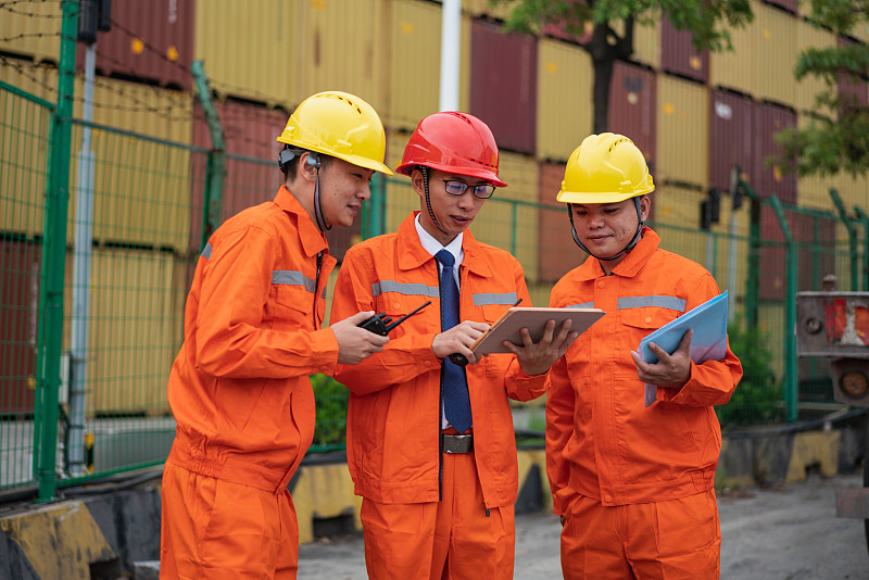 经过上海把酒精寄到美国