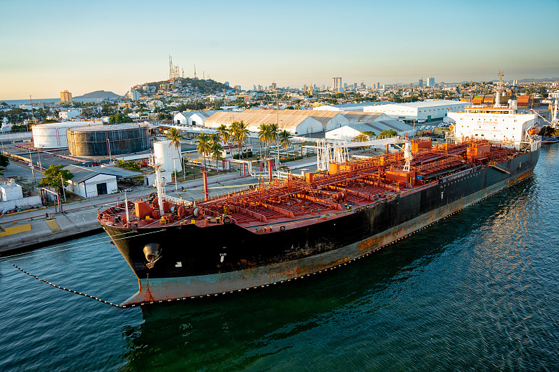 基于深圳把茅台寄到美国波特兰