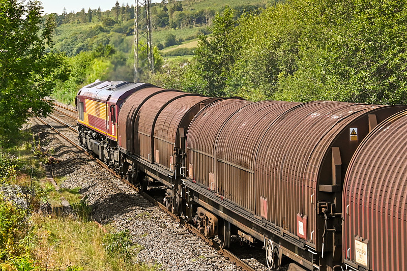 经过中国哈尔滨信件寄到美国图森