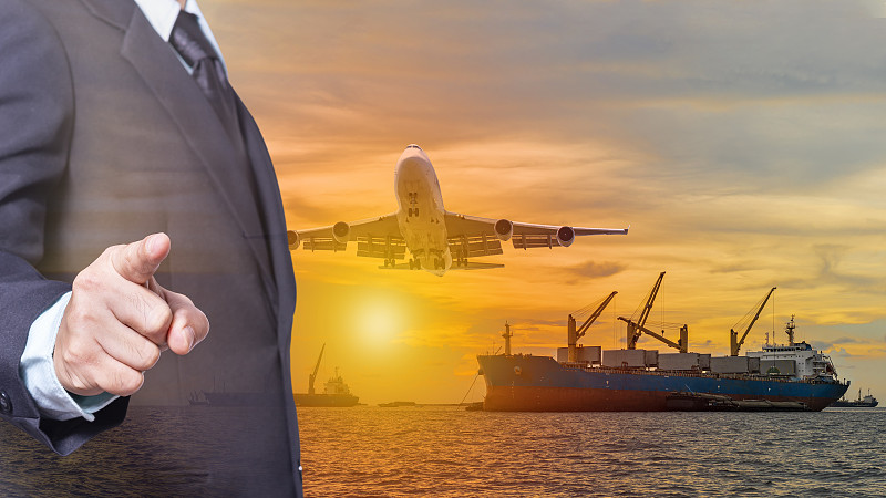 经由昆明将电脑寄到美国芝加哥