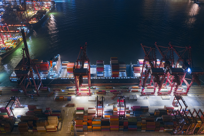 货品墙面挂钩/置物架从济南采纳轮船送货至美国堪萨斯城