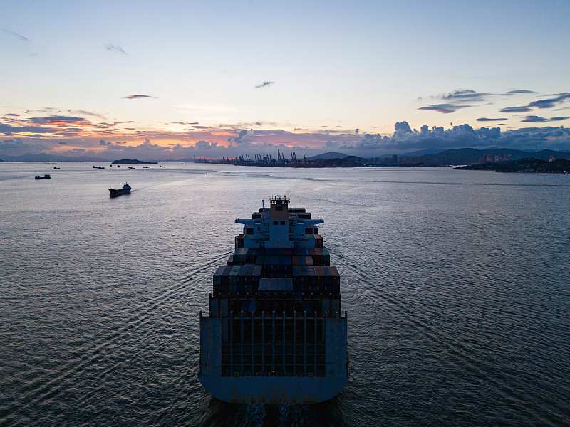 货品车载音乐播放器及存储卡经深圳选取海运配送到美国普拉特河