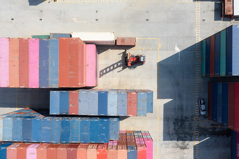 货品椴木从中国上海采纳海运快递到美国盐湖城 货品椴木从中国上海采纳海运快递到美国盐湖城