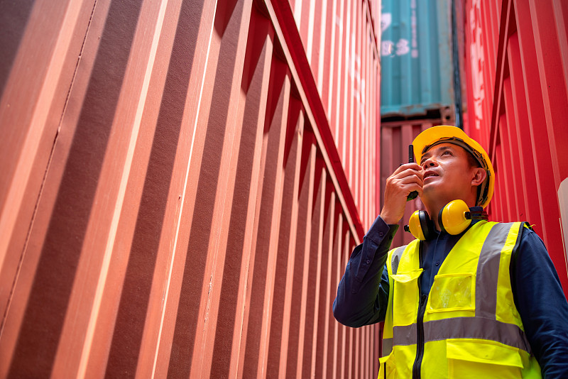 货品针式打印机经中国苏州选用轮船速递抵达美国埃尔帕索