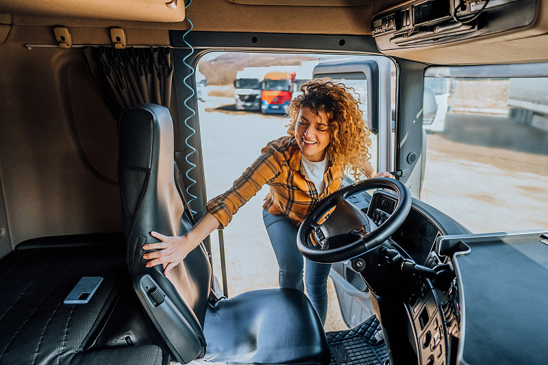 商品茶具经柳州采取海运速递到达欧州 商品茶具经柳州采取海运速递到达欧州