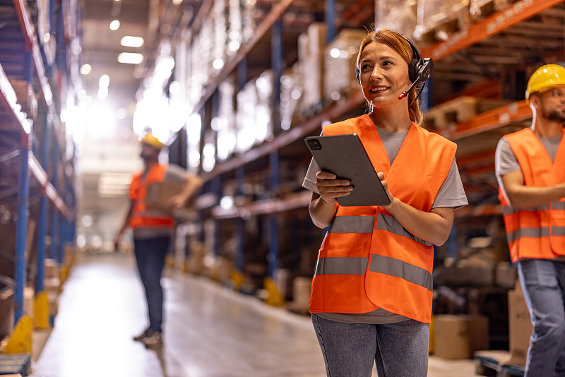 基于中国深圳精油邮寄到美国洛杉矶