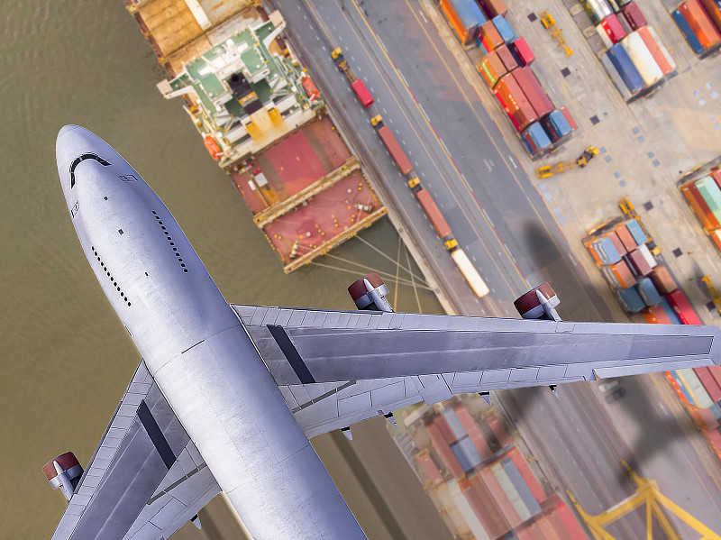 商品热轧带钢从赣州使用轮船货运抵达德国——弗赖堡 商品热轧带钢从赣州使用轮船货运抵达德国——弗赖堡