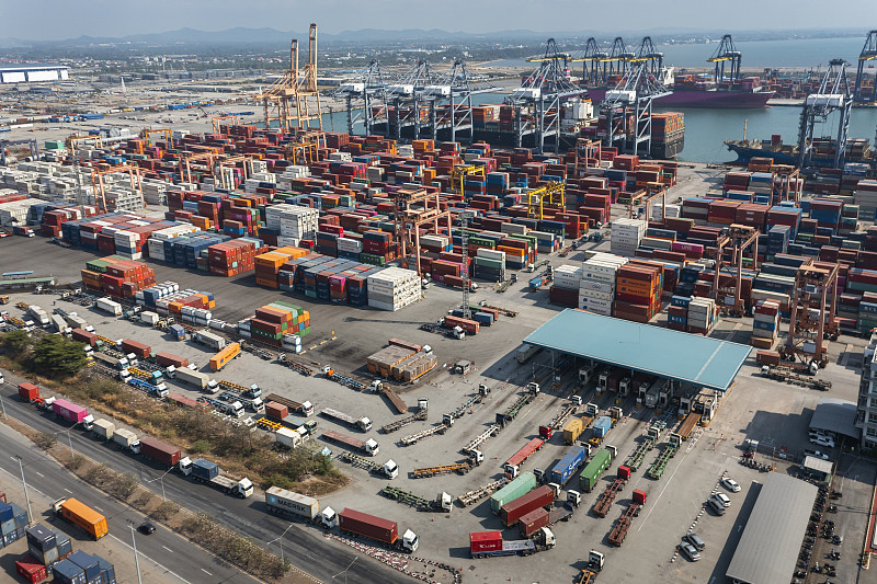 货品便携式DVD播放器从中国深圳选用海运送货抵达美国亚特兰大 货品便携式DVD播放器从中国深圳选用海运送货抵达美国亚特兰大