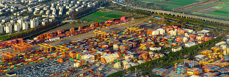 货品木制运动器材经中国深圳选取轮船运输至美国休斯顿