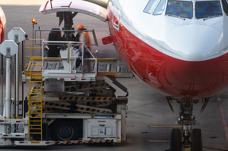 经由青岛把酒精寄到美国波士顿